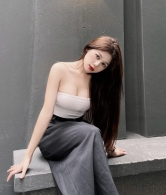 瑞欣  170.小E.54.28歲  火辣御姐設計師，豔麗韻味超迷人