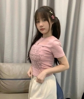 妮妮 158cm 44kg Ccup 20歲  嬌小俏皮型 水多易濕 鮑魚粉嫩緊緻