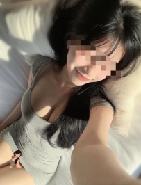 依若 164.48.E.25岁 #甜美大眼护理妹 温柔声甜爱撒娇