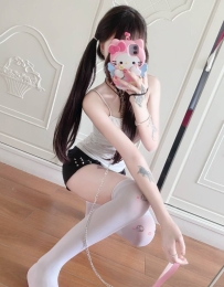 映月 157.44.B.18歲  骨感瘦，外貌可愛 床上服務主動